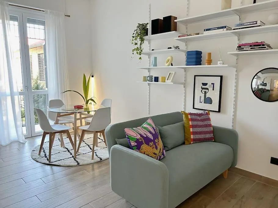 Sunnyflat Near Navigli E Bocconi Appartement Milaan